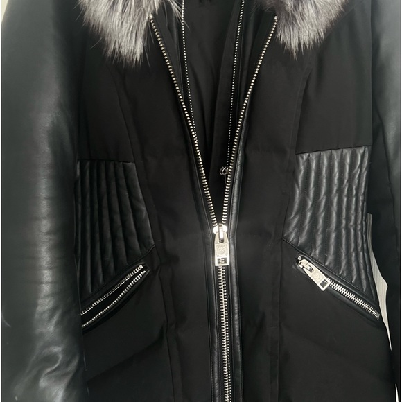 Nicole Benisti Coat with Detachable Fur Collar -worn 2x Size Medium MSRP $1450 - Picture 3 of 9